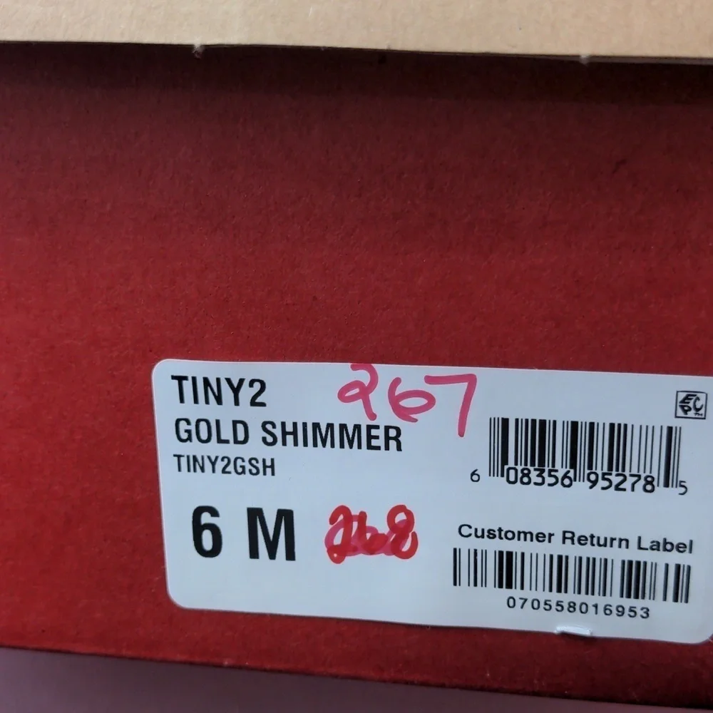 Style & Co Tiny 2 Gold Shimmer Genuine Suede Upper Winter Boots size 6
